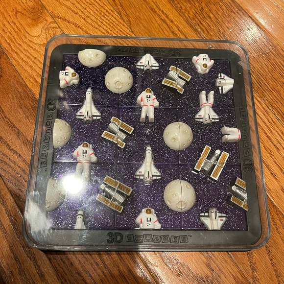 VINTAGE 1998 3D SQUARES SPACE ASTRONAUT SHUTTLE MOON PLASTIC PUZZLE - Picture 1 of 7